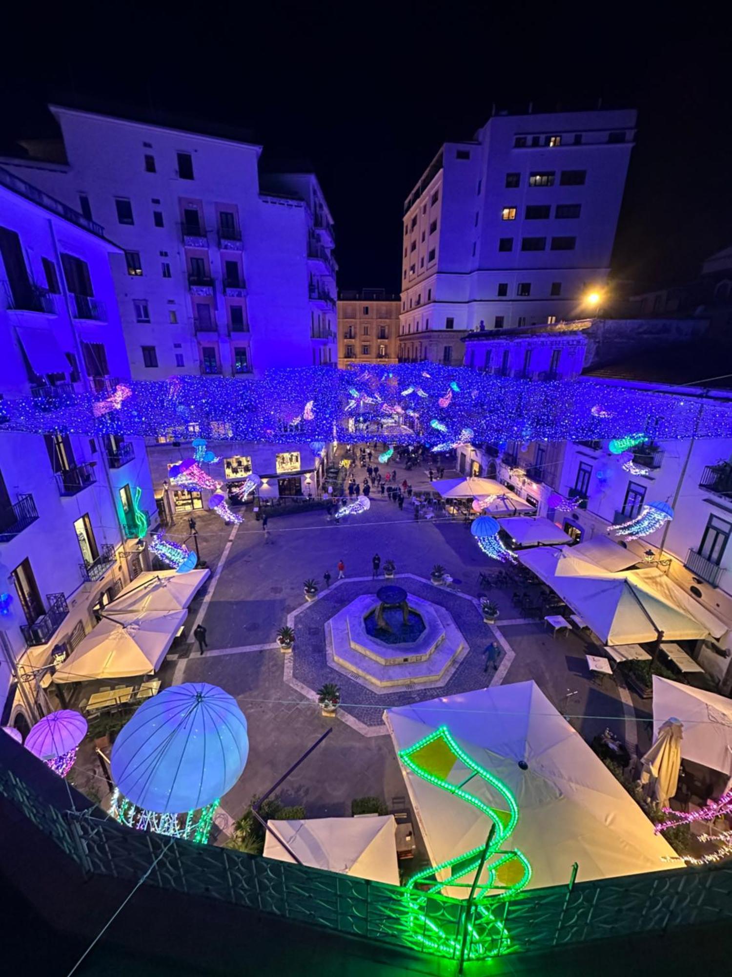 Home To Salerno B&B Bagian luar foto