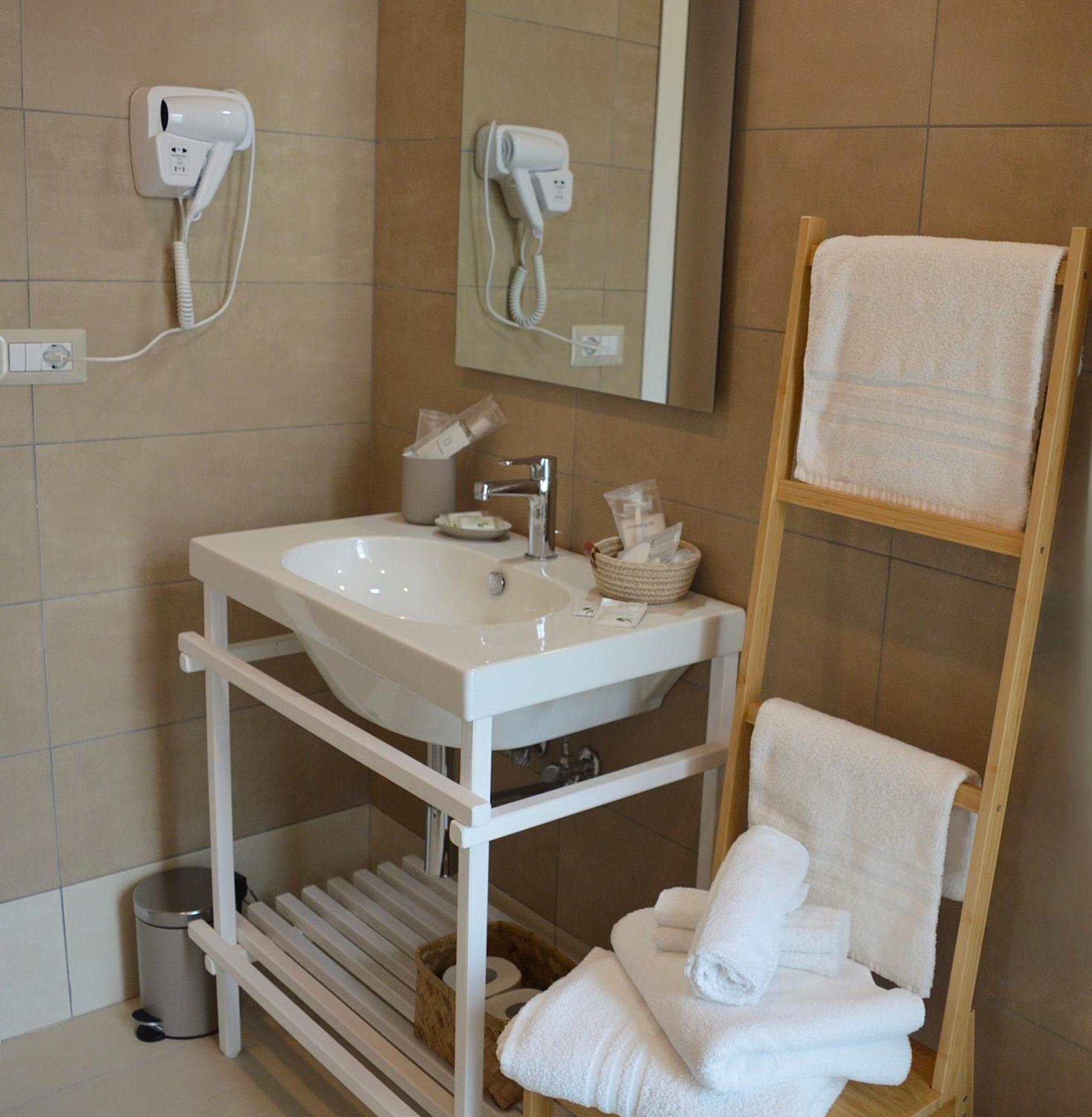 Home To Salerno B&B Bagian luar foto