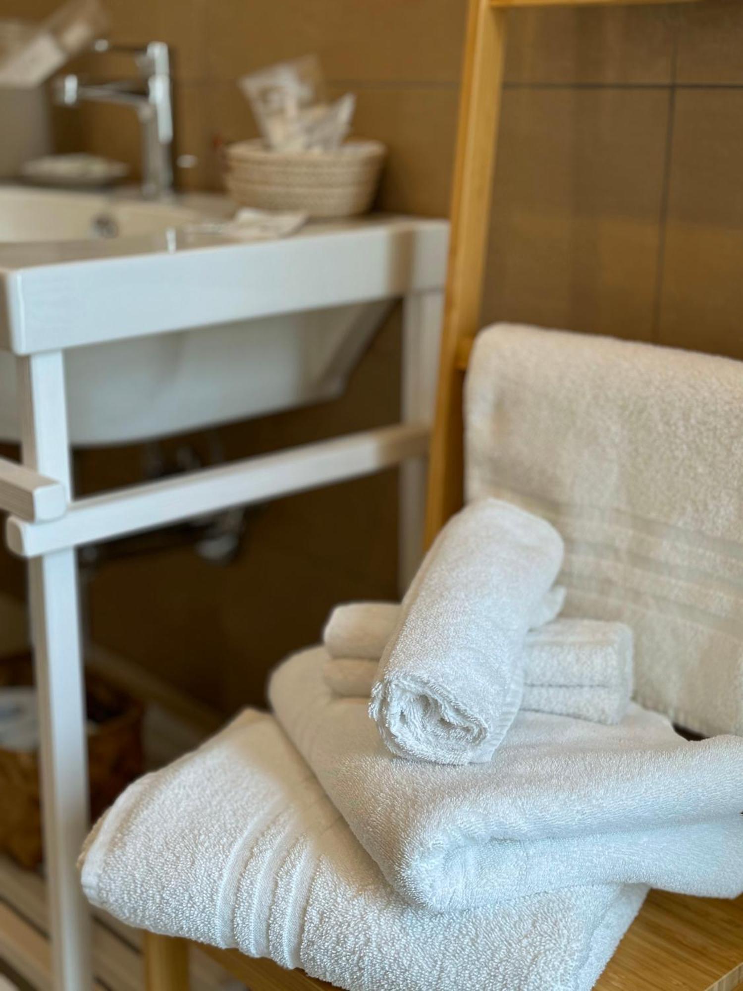 Home To Salerno B&B Bagian luar foto